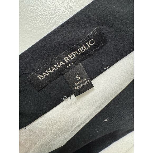 Banana Republic White and Black V Neck Blouse Tank Size Small Woven - Picture 5 of 5